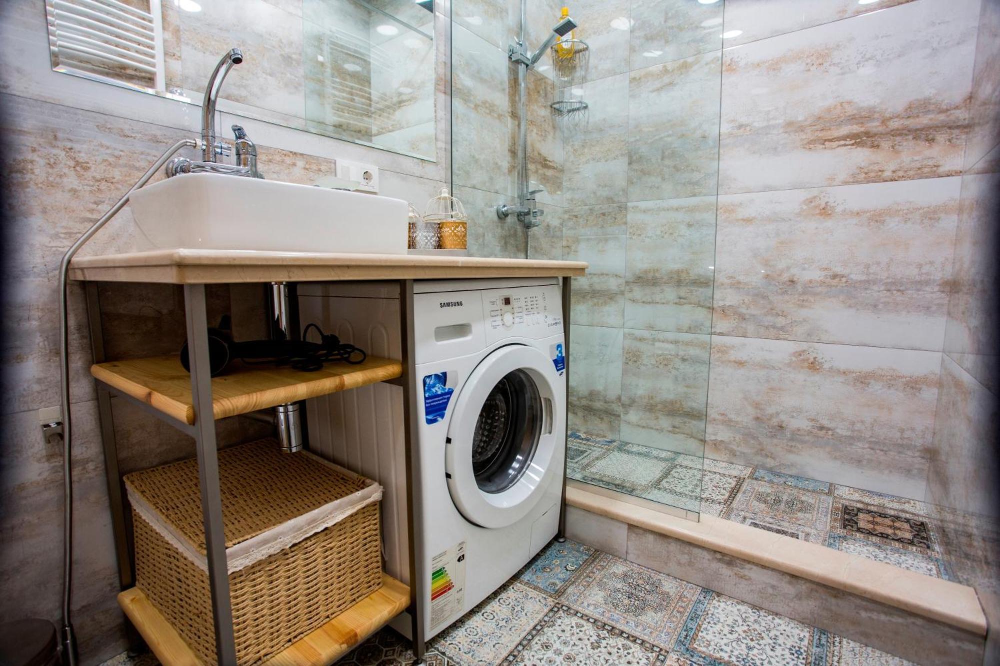 Yellow Apartment In Avlabari Tbilisi Luaran gambar